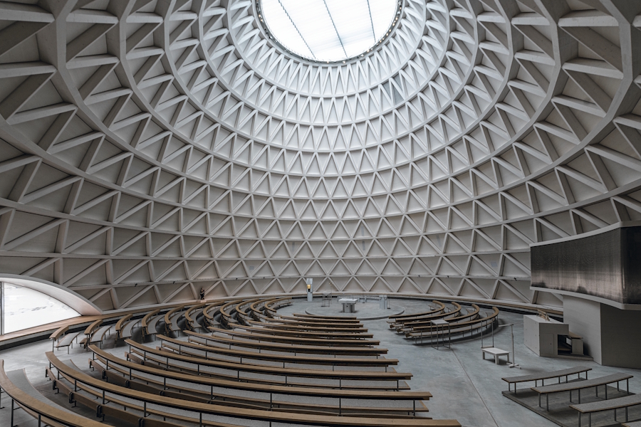 Innenraum der gesuchten Kirche.